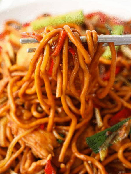 Easy Chicken Lo Mein Recipe