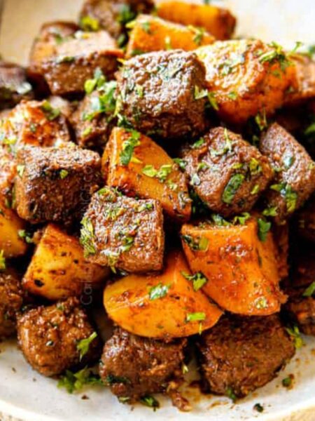 Garlic Butter Steak Bites and Potatoes Recipe